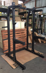 HALF RACK BLACK POWER – rig autoportante